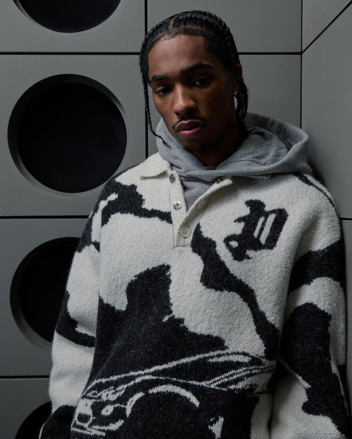 HOODIES & JACKETS