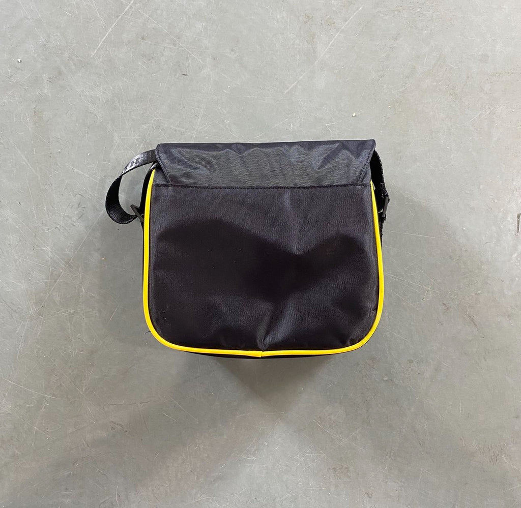 TRAP STAR MESSENGER BAG