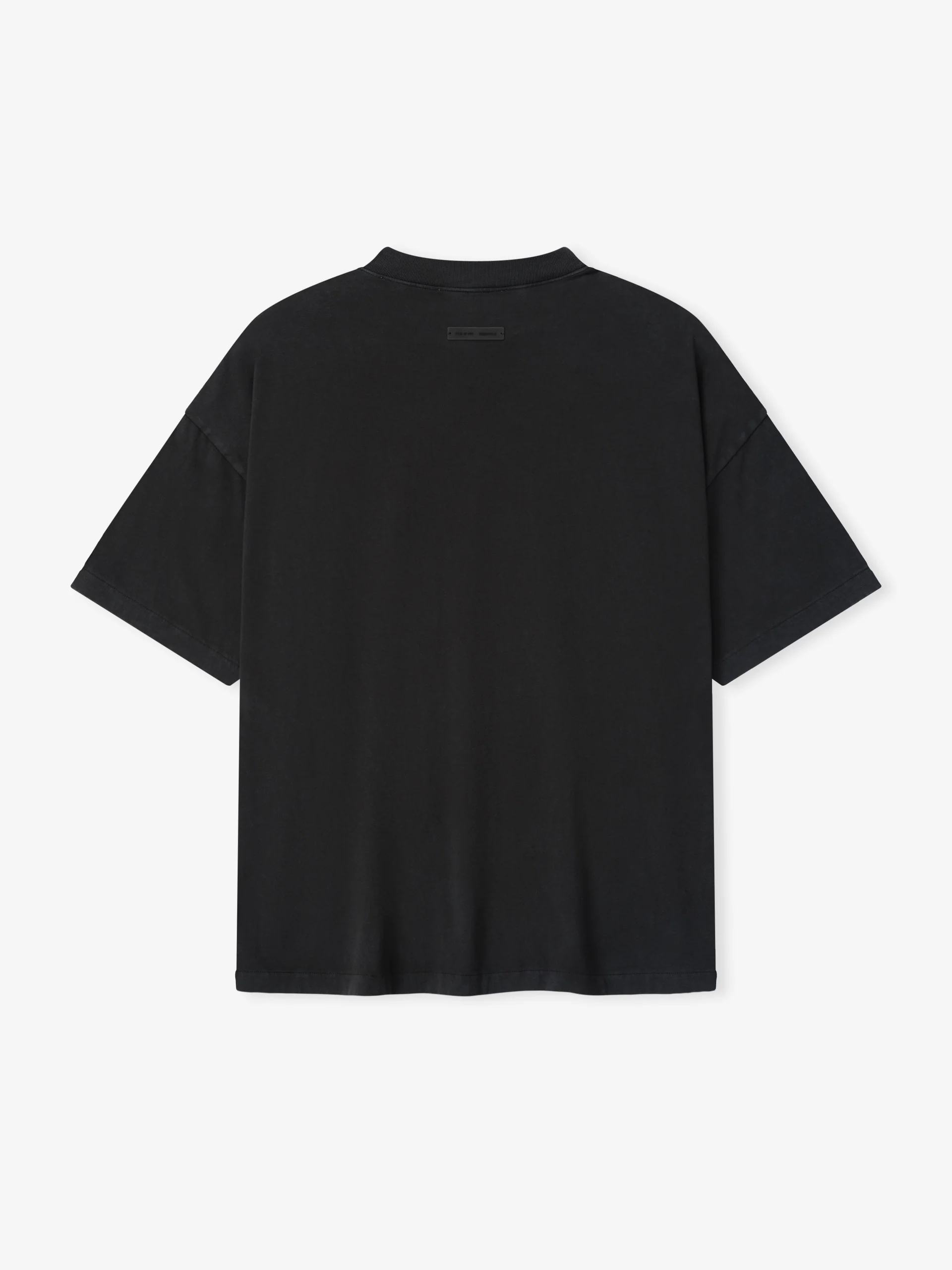 ESSENTIALS / SS26