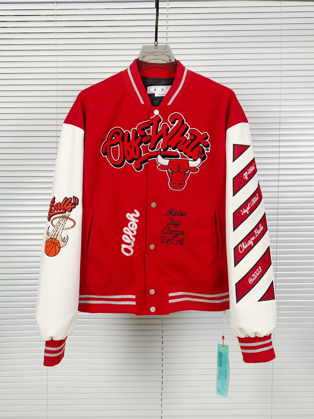 OFF WHITE JACKET (ONLINE EXCLUSIVE)