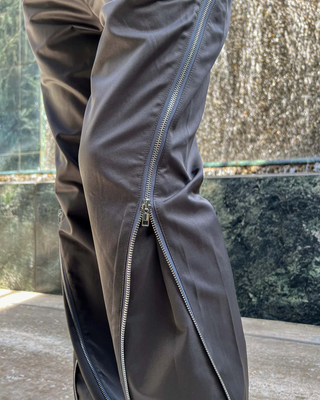 NYLON ZIP FLARE PANTS