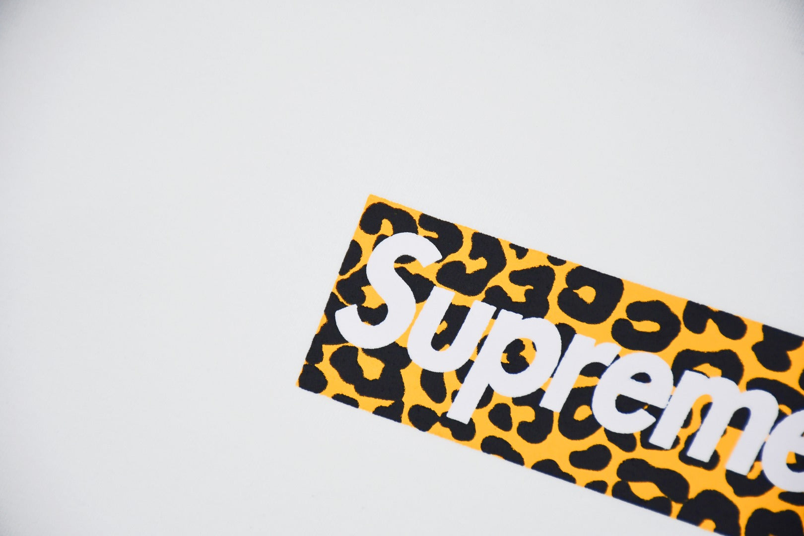 SUPREME TEE #31 (ONLINE EXCLUSIVE)